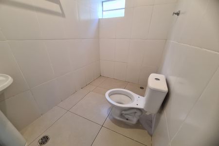Casa à venda com 131m², 2 quartos e 4 vagasBanheiro 2