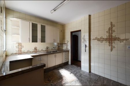 Cozinha de apartamento à venda com 4 quartos, 140m² em Savassi, Belo Horizonte