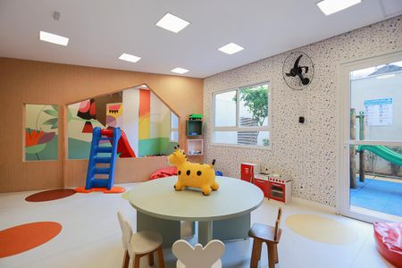 Apartamento para alugar com 34m², 1 quarto e sem vaga Apartamento para alugar com 34m², 1 quarto e sem vagaÁrea comum - Brinquedoteca
