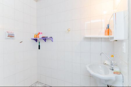 Banheiro de casa para alugar com 1 quarto, 31m² em Jardim Iporanga, Guarulhos