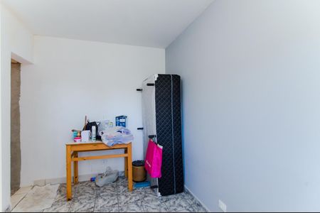 Quarto de casa para alugar com 1 quarto, 31m² em Jardim Iporanga, Guarulhos