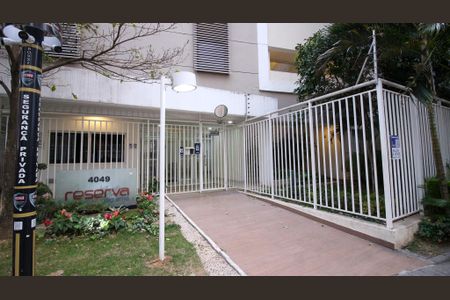 Apartamento à venda com 65m², 2 quartos e 1 vagaFachada