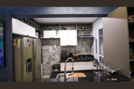 Apartamento à venda com 65m², 2 quartos e 1 vagaCozinha