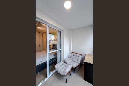 Studio para alugar com 28m², 1 quarto e sem vaga Studio para alugar com 28m², 1 quarto e sem vagaVaranda
