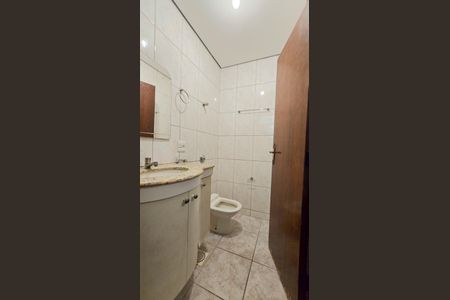 Casa à venda com 105m², 3 quartos e 4 vagas Casa à venda com 105m², 3 quartos e 4 vagasBanheiro Social