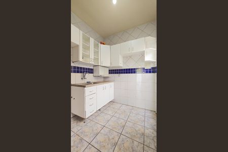 Casa à venda com 105m², 3 quartos e 4 vagas Casa à venda com 105m², 3 quartos e 4 vagasCozinha