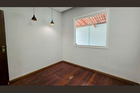 Casa à venda com 105m², 3 quartos e 4 vagas Casa à venda com 105m², 3 quartos e 4 vagasQuarto 3