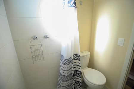 Apartamento para alugar com 45m², 2 quartos e sem vaga Apartamento para alugar com 45m², 2 quartos e sem vagaBanheiro social