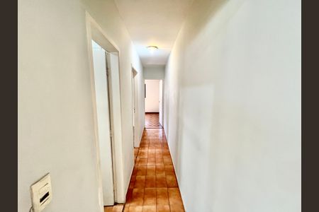 Casa à venda com 90m², 2 quartos e 2 vagasCorredor