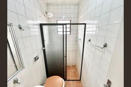 Casa à venda com 90m², 2 quartos e 2 vagasBanheiro