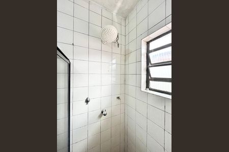 Casa à venda com 90m², 2 quartos e 2 vagasBanheiro