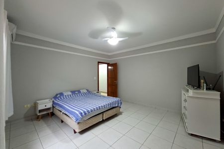 Casa para alugar com 173m², 4 quartos e 4 vagas Casa para alugar com 173m², 4 quartos e 4 vagasSuíte 1