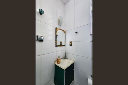 Apartamento à venda com 81m², 2 quartos e sem vagaBanheiro 