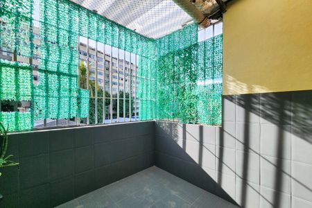Apartamento à venda com 81m², 2 quartos e sem vagaVaranda 