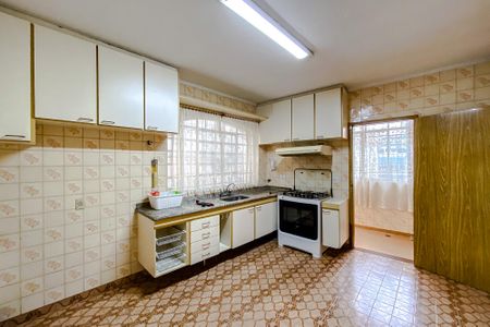 Casa à venda com 238m², 3 quartos e 8 vagasCozinha