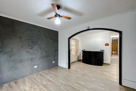 Sala de casa à venda com 3 quartos, 238m² em Vila Regente Feijó, São Paulo