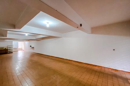 Casa à venda com 238m², 3 quartos e 8 vagasGaragem