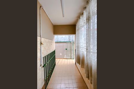 Casa à venda com 238m², 3 quartos e 8 vagasÁrea de Serviço