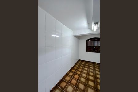 Casa à venda com 238m², 3 quartos e 8 vagasQuarto de Serviço