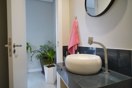 Casa de condomínio à venda com 129m², 3 quartos e 1 vagaLavabo