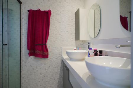 Casa de condomínio à venda com 129m², 3 quartos e 1 vagaBanheiro da Suíte