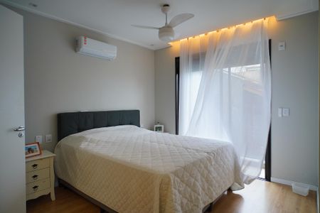 Casa de condomínio à venda com 129m², 3 quartos e 1 vagaSuíte