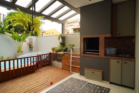 Casa de condomínio à venda com 129m², 3 quartos e 1 vagaPatio