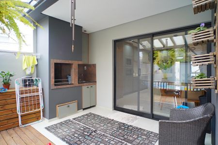 Casa de condomínio à venda com 129m², 3 quartos e 1 vagaPatio