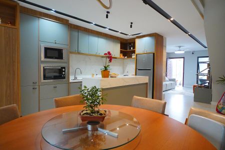 Cozinha de casa de condomínio à venda com 3 quartos, 129m² em Hípica, Porto Alegre