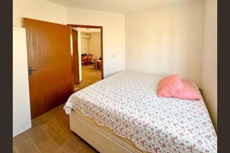 Quarto 1 de apartamento para alugar com 2 quartos, 49m² em Serraria, São José