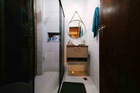 Apartamento à venda com 42m², 2 quartos e sem vaga Apartamento à venda com 42m², 2 quartos e sem vagaBanheiro