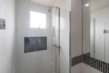 Apartamento para alugar com 74m², 2 quartos e 2 vagas Apartamento para alugar com 74m², 2 quartos e 2 vagasBanheiro da Suíte