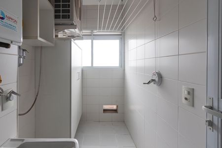 Apartamento para alugar com 74m², 2 quartos e 2 vagas Apartamento para alugar com 74m², 2 quartos e 2 vagasÁrea de Serviço