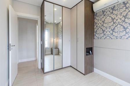 Apartamento para alugar com 74m², 2 quartos e 2 vagas Apartamento para alugar com 74m², 2 quartos e 2 vagasSuíte