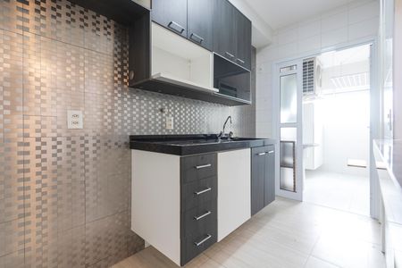 Apartamento para alugar com 74m², 2 quartos e 2 vagas Apartamento para alugar com 74m², 2 quartos e 2 vagasCozinha