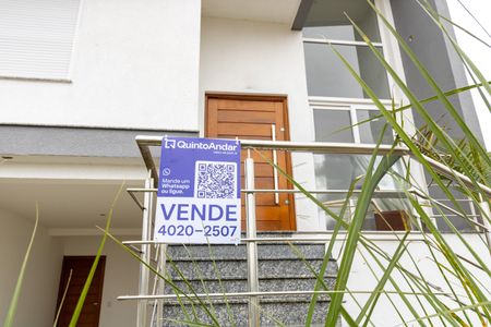Casa à venda com 165m², 3 quartos e 2 vagas Casa à venda com 165m², 3 quartos e 2 vagasPlaquinha