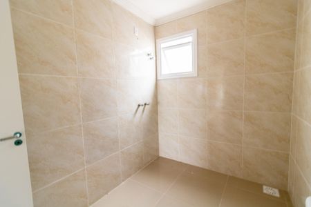 Casa à venda com 165m², 3 quartos e 2 vagas Casa à venda com 165m², 3 quartos e 2 vagasBanheiro da Suíte