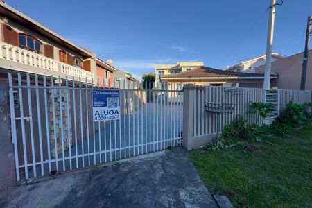 Casa de condomínio para alugar com 55m², 1 quarto e 1 vaga Casa de condomínio para alugar com 55m², 1 quarto e 1 vagaFachada