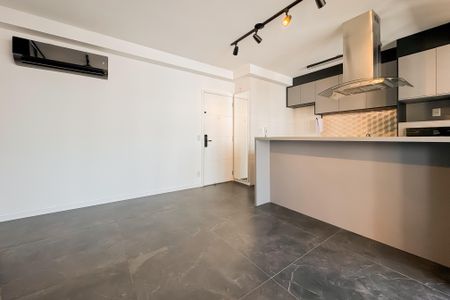 Apartamento à venda com 69m², 2 quartos e 1 vaga Apartamento à venda com 69m², 2 quartos e 1 vagaSala