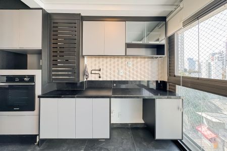 Apartamento à venda com 69m², 2 quartos e 1 vaga Apartamento à venda com 69m², 2 quartos e 1 vagaVaranda da Sala