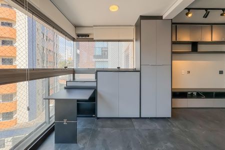 Apartamento à venda com 69m², 2 quartos e 1 vaga Apartamento à venda com 69m², 2 quartos e 1 vagaVaranda da Sala