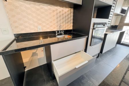 Apartamento à venda com 69m², 2 quartos e 1 vaga Apartamento à venda com 69m², 2 quartos e 1 vagaCozinha