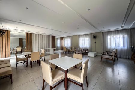 Apartamento para alugar com 30m², 1 quarto e sem vagaÁrea comum - Salão de festas