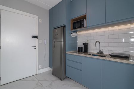 Cozinha de kitnet/studio para alugar com 1 quarto, 35m² em Indianópolis, São Paulo