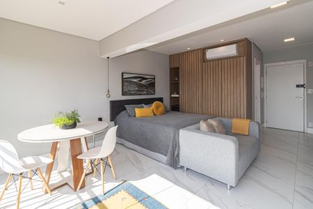 Studio para alugar com 35m², 1 quarto e sem vaga Studio para alugar com 35m², 1 quarto e sem vagaVaranda