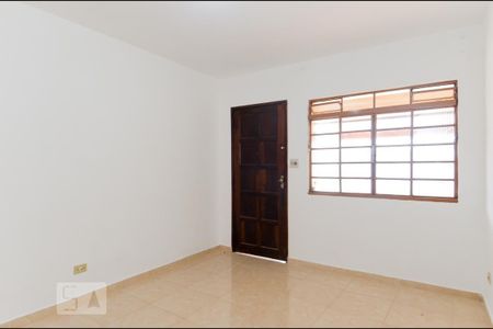 Casa à venda com 100m², 3 quartos e 2 vagas