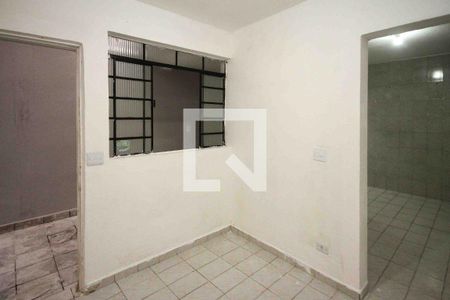 Casa para alugar com 50m², 1 quarto e sem vaga