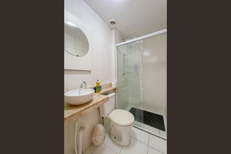 Banheiro de apartamento para alugar com 1 quarto, 28m² em Conceição, Osasco