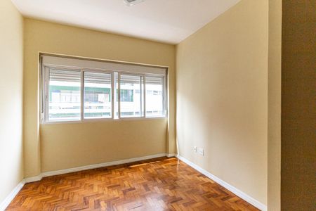 Apartamento à venda com 76m², 1 quarto e sem vaga Apartamento à venda com 76m², 1 quarto e sem vagaSala