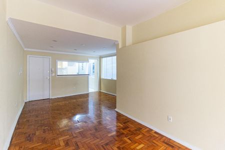 Apartamento à venda com 76m², 1 quarto e sem vaga Apartamento à venda com 76m², 1 quarto e sem vagaSala